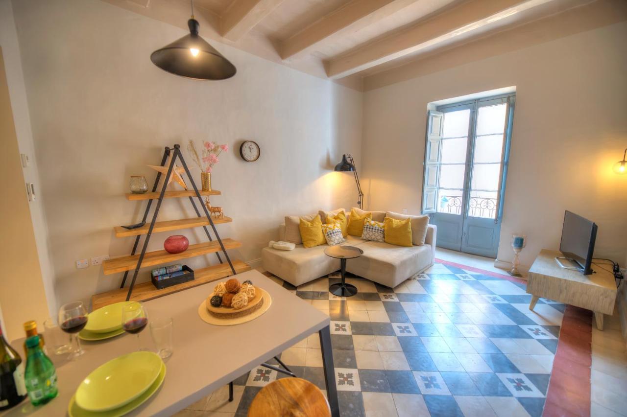 Charming & Traditional Flat In City Center Esch1-2 Valletta Bagian luar foto