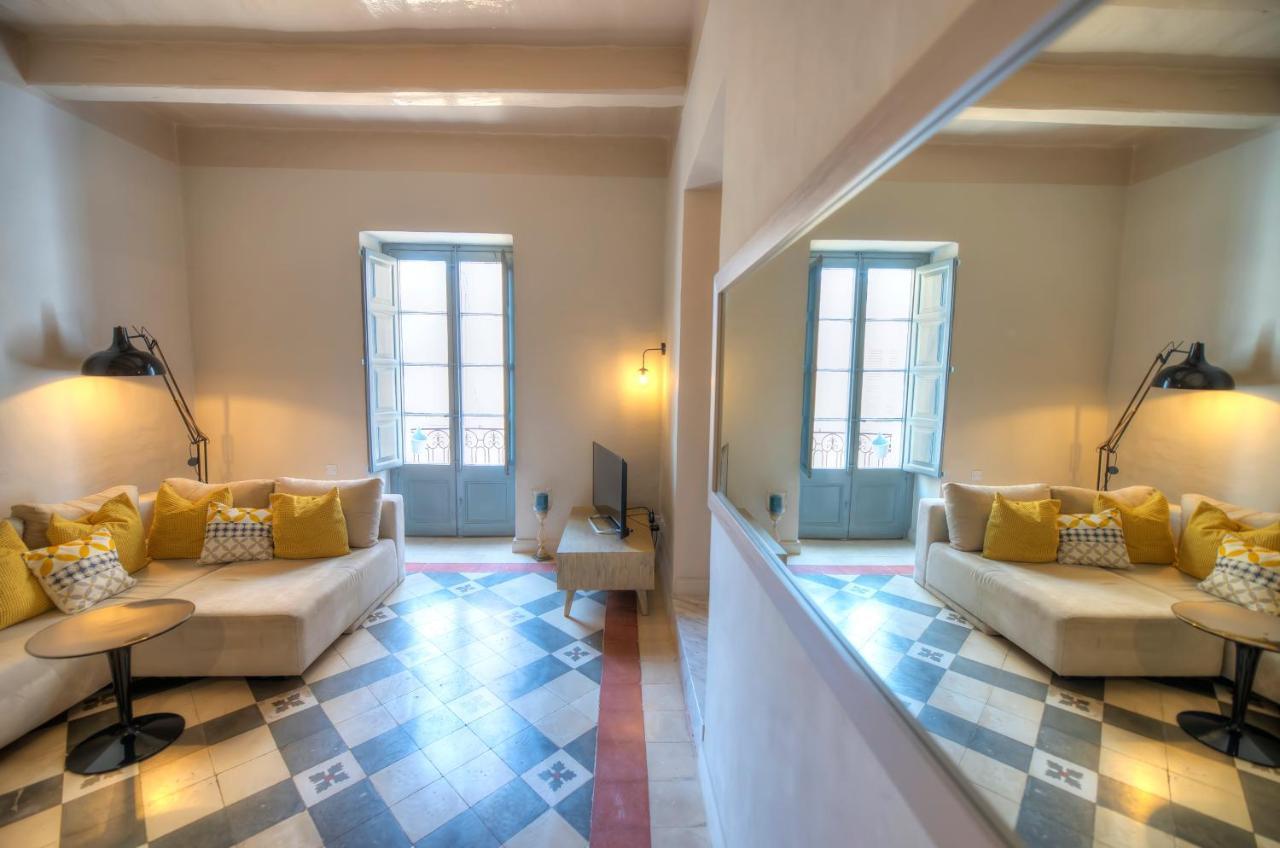 Charming & Traditional Flat In City Center Esch1-2 Valletta Bagian luar foto